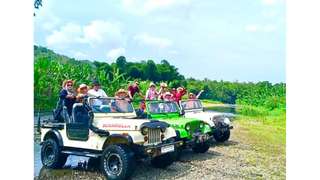 Jeep Adventour Borobudur, 4,160円