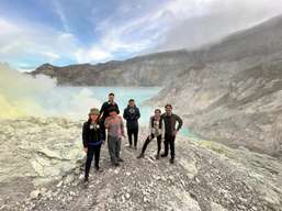 Fullday Tour : Kawah Ijen & Sendang seruni waterspring By Into_Banyuwangi