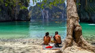 Railay: Island Hopping Tour by Private Longtail Boat