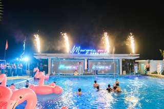 Marquee On 7 | Pool Club, Rp 175.000