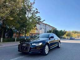 Private Hire Car Airport Transfer from Shanghai City to Hongqiao Airport (Interpretation Equipment Available in Japanese, English, and Korean)