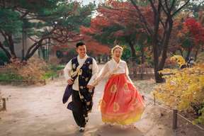 Gyeongbokgung Palace K-Drama Hanbok Rental by daehanhanbok