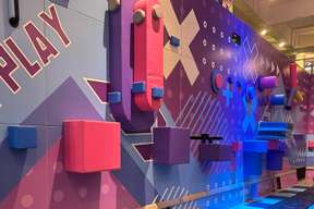 FUNSPOT Palembang Trade Center