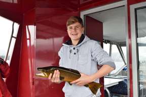 [Guided Shared Fishing Charter Expedition] Pursue Brown Trout and Salmon in Franz Josef | New Zealand