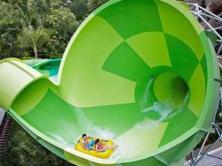 Adventure Cove Waterpark™, USD 7.82