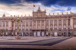 Royal Palace of Madrid & Habsburgs Tour with Multi Language-Speaking Guide