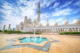 Sheikh Zayed Grand Mosque Tour from Dubai, Rp 1.020.519