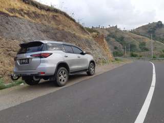 Rental Mobil Labuan Bajo 10 Jam Dengan Sopir , SGD 158