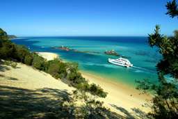 Moreton Island Shipwreck Cruise Tour from Brisbane or Gold Coast, RM 609.74