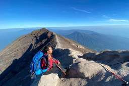 Mount Agung Sunrise Trekking Tour, Rp 1.020.000