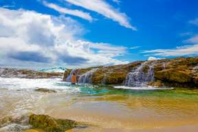 天阁露玛海滩一日游（布里斯班出发巴士接送）