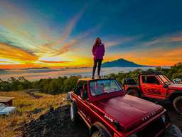 Paket Tour Jeep Gunung Batur , THB 1,002.80