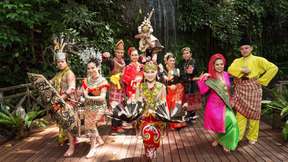 Sarawak Cultural Village Half Day Tour from Kuching