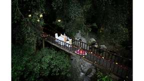 Pengalaman Makan Malam di Jembatan Tjampuhan Ubud