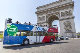 Tootbus Must See Paris: Hop-on hop-off bus tour with cruise, 1.066.742 VND