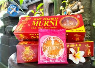 Typical Balinese Souvenirs "Pure" Milk Pie , RM 7