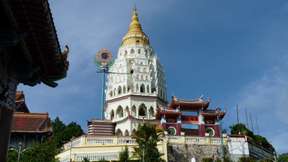 Penang Hill and Kek Lok Si Temple Tour