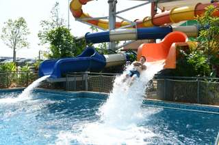 SplashMania Waterpark Ticket, THB 863.31