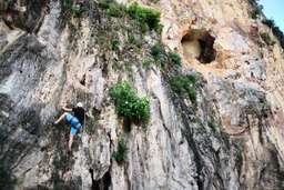 Guided Gua Damai Rock Climbing & Batu Caves Visit in Kuala Lumpur, RM 195.01