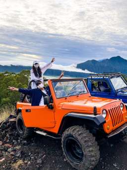 Mount Batur Jeep sunrise Tour, Rp 400.000