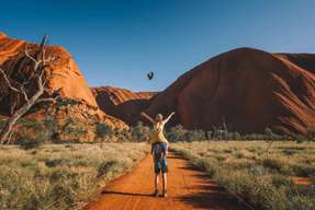 ทัวร์ซาฟารี Uluru Kata Tjuta 3 วัน จากเอเยอร์ร็อค/ยูลารา | ดินแดนทางตอนเหนือ