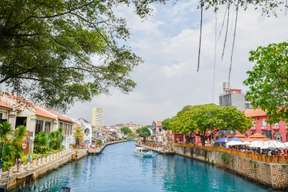 Private Historical Melaka Day Tour with Local Lunch