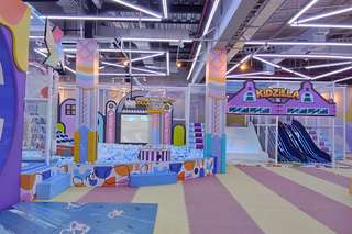 Kidzillla Unimas District Sidoarjo, 1,183円