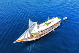 3D2N Sailing Komodo Tour Labuan Bajo, RM 880