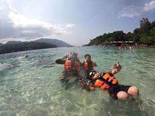 Tur ke Pulau Sabang dan Banda Aceh selama 3 Hari 2 Malam by Exnevia Travel