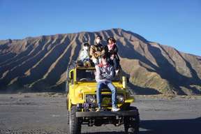 Jeep Bromo Tumpang Malang by bromonesia