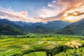Sapa 3 Days With Fansipan Peak Conquer - Transfer By Luxury Limousine Bus