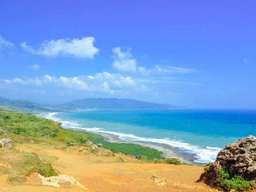 One-day tour of popular sightseeing spots in Kenting, Pingtung｜Chinese, English, Japanese and Korean services｜Departure from Kaohsiung｜Additional purchase of high-speed rail tickets with 25% off｜Traveloka high-speed rail free allocation