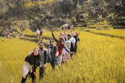 Explore Leuwi  Asih + Goa Garunggang Sentul by Sentul Hill Trekking, Rp 200.000