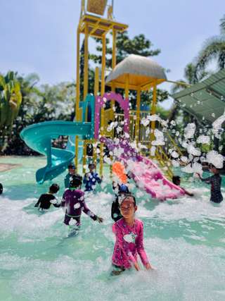 Loka Asri Park