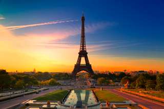 Paris Illuminations Night Bus Tour and Eiffel Tower Reserved Access