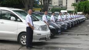 Guangzhou Car Rental with English Speaking Driver