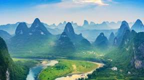 4-Day Guilin Private tour to  Elephant Trunk Hill,  Moon Hill, West Street