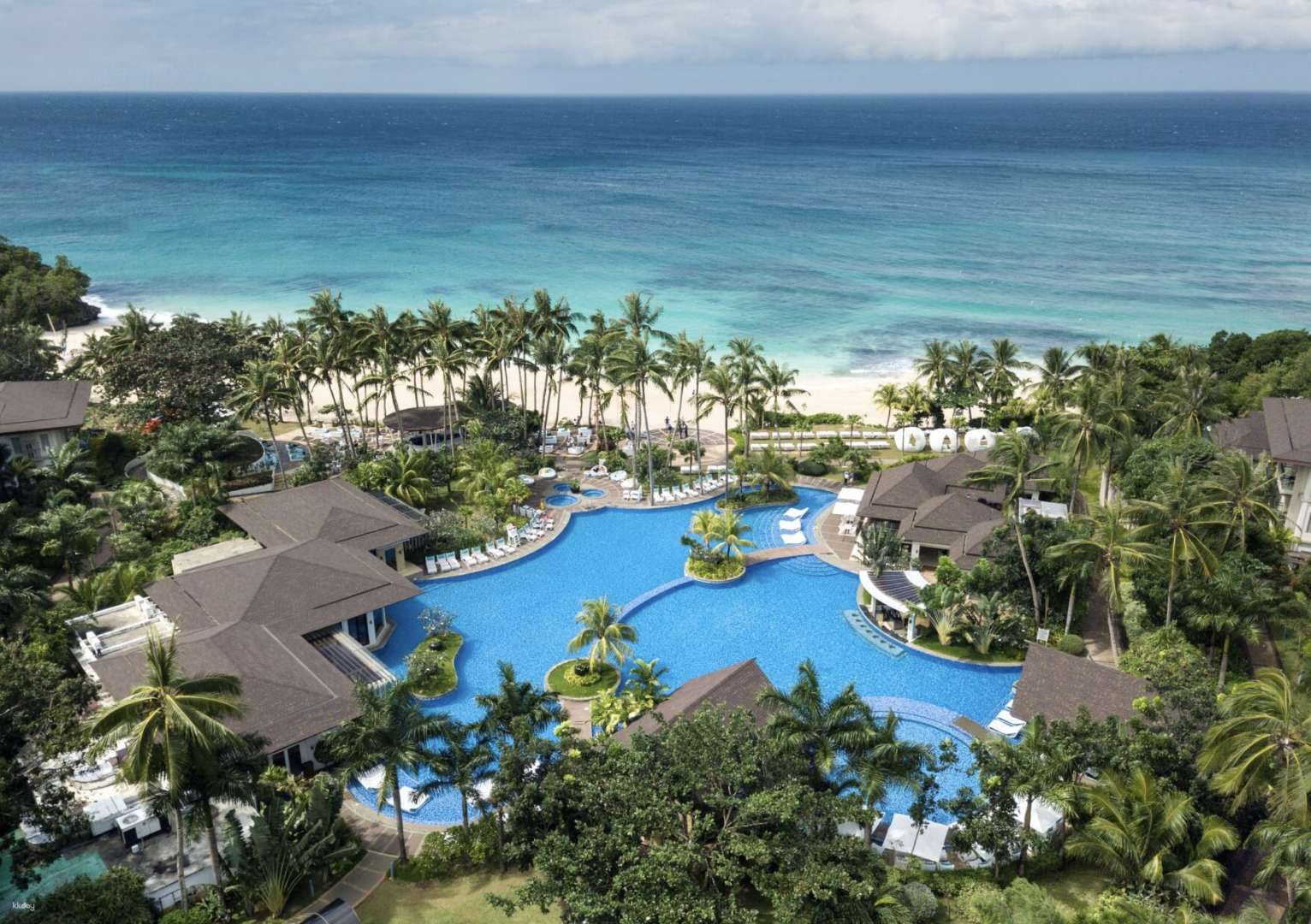 From Pristine Beaches to Ancient Ruins: Antique Tourist Spots
