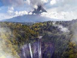 Tour Air Terjun Tumpak Sewu Lumajang by DMB Tour Organizer