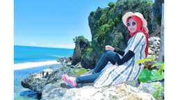 ONE DAY JOGJA TOUR PACKAGE (Gunung Kidul Beach Tour) by Buni Tours Jogja, Rp 436.480