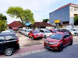 RENTAL MINI COOPER COUNTRY MAN (4 PAX/PERDAY)