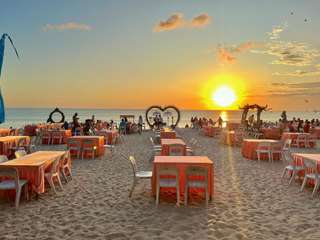 Sunset Dinner at The Cuisine Jimbaran , Rp 148.500