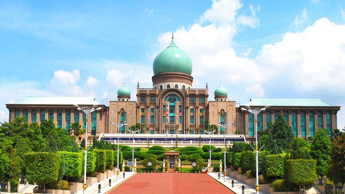 river cruise putrajaya