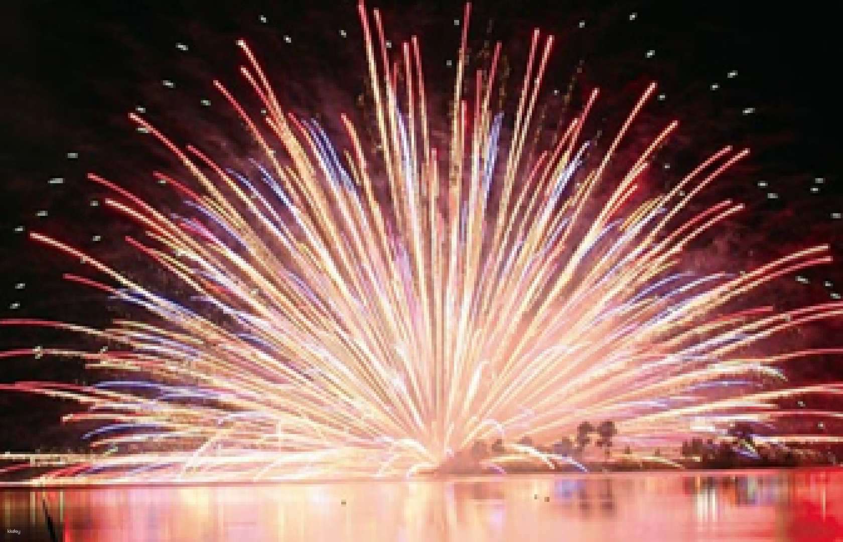 Buy [Traveloka Exclusive, Confirmed Departure] Shirakaba Lake Fireworks