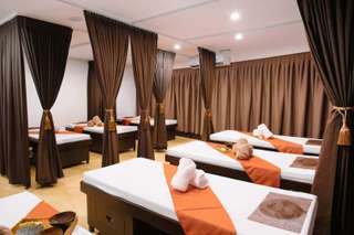 Cafe Lounge Plan in Mactan: Massage, Dinner, and Airport Transfers for Midnight Departure Flights from Cebu (Includes Pick Up/Drop Off) | Philippines, USD 102.02