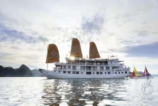 2D1N & 3D2N | Discover Ha Long Bay - World Heritage site with Hera Grand Luxury Cruise + Kayak experience