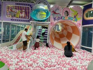 Kidzlandia Living World Denpasar, THB 180.74