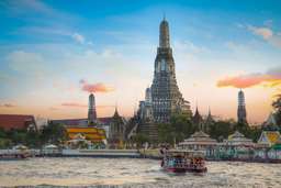 Wat Pho & Wat Arun Guided Walking Tour - 3 Hrs, Rp 293.166