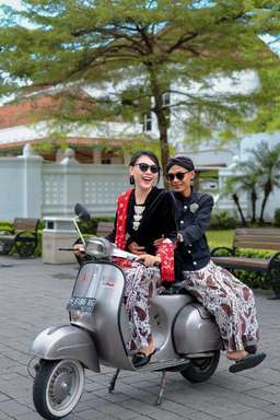 Jasa Foto & Sewa Baju Adat Jawa, 925.026 VND