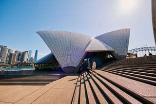 Official Multilingual Guided Tour of Sydney Opera House with Dine-in